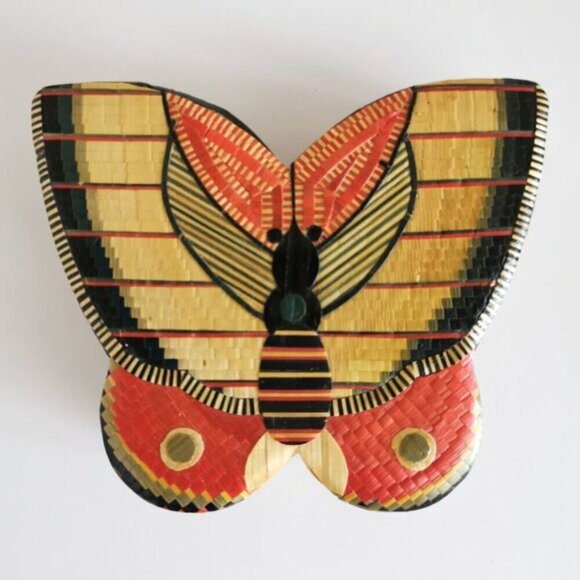 Butterfly Storage Box Inlaid Handwoven Straw Retro Jewelry Box Red Fabric Lined - Picture 5 of 11
